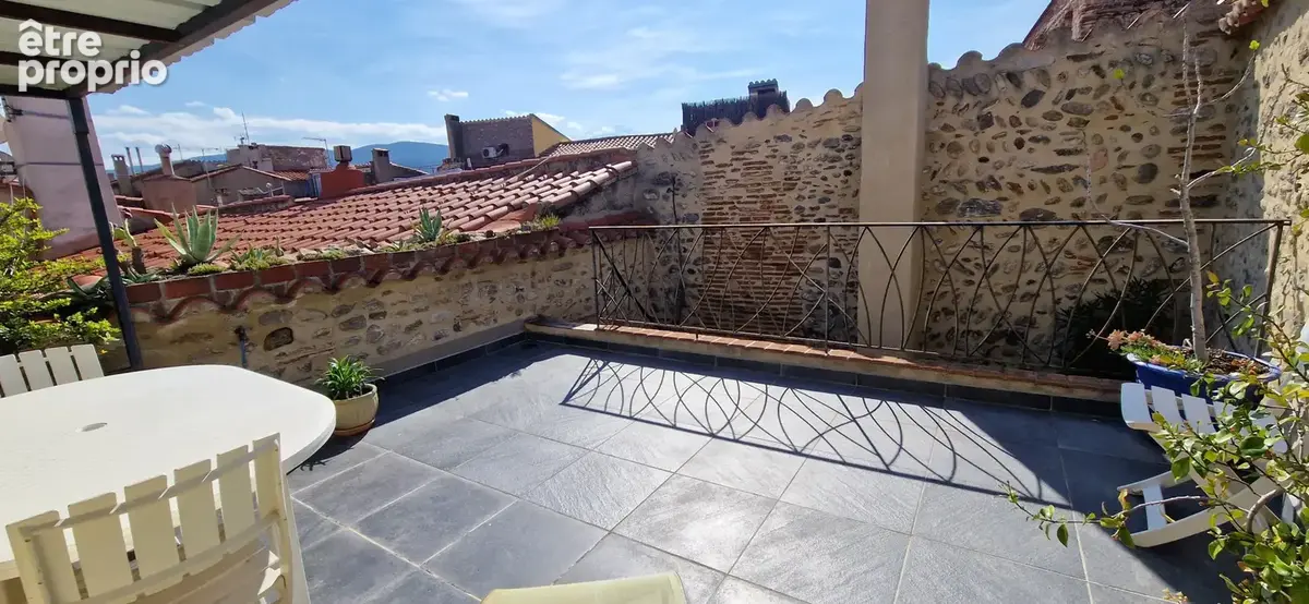 Exclusivité Ille Sur Têt - Coup de Coeur pour cette Superbe rénovation Atypique de 142 m2 avec patio et Terras - photo 13