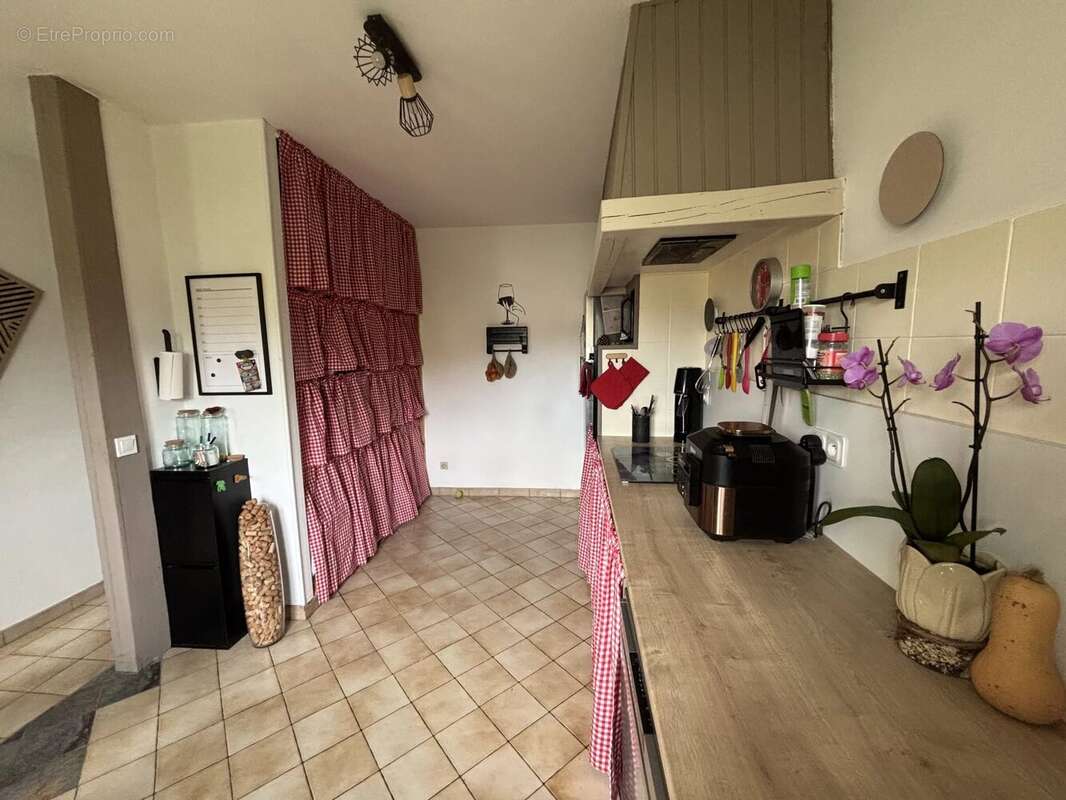 Maison 6 pièces sur sous sol complet - photo 8