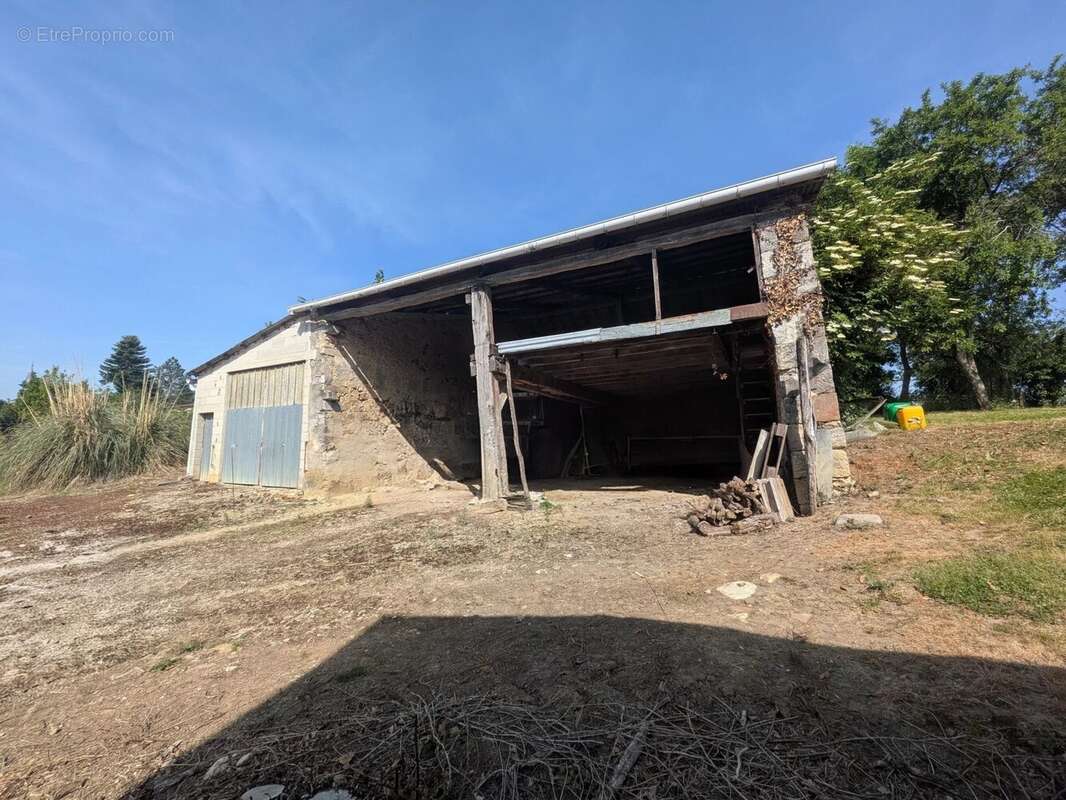 Maison pleine de potentiel pour les amoureux de nature et de grands espaces - photo 17