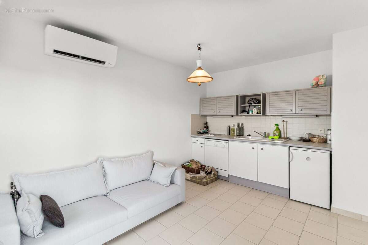 Maison 178 m² à La Turbie  - photo 4