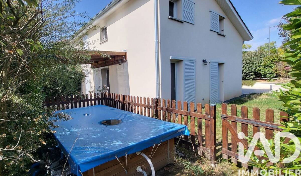 Photo 1 - Maison à SOUCIEU-EN-JARREST