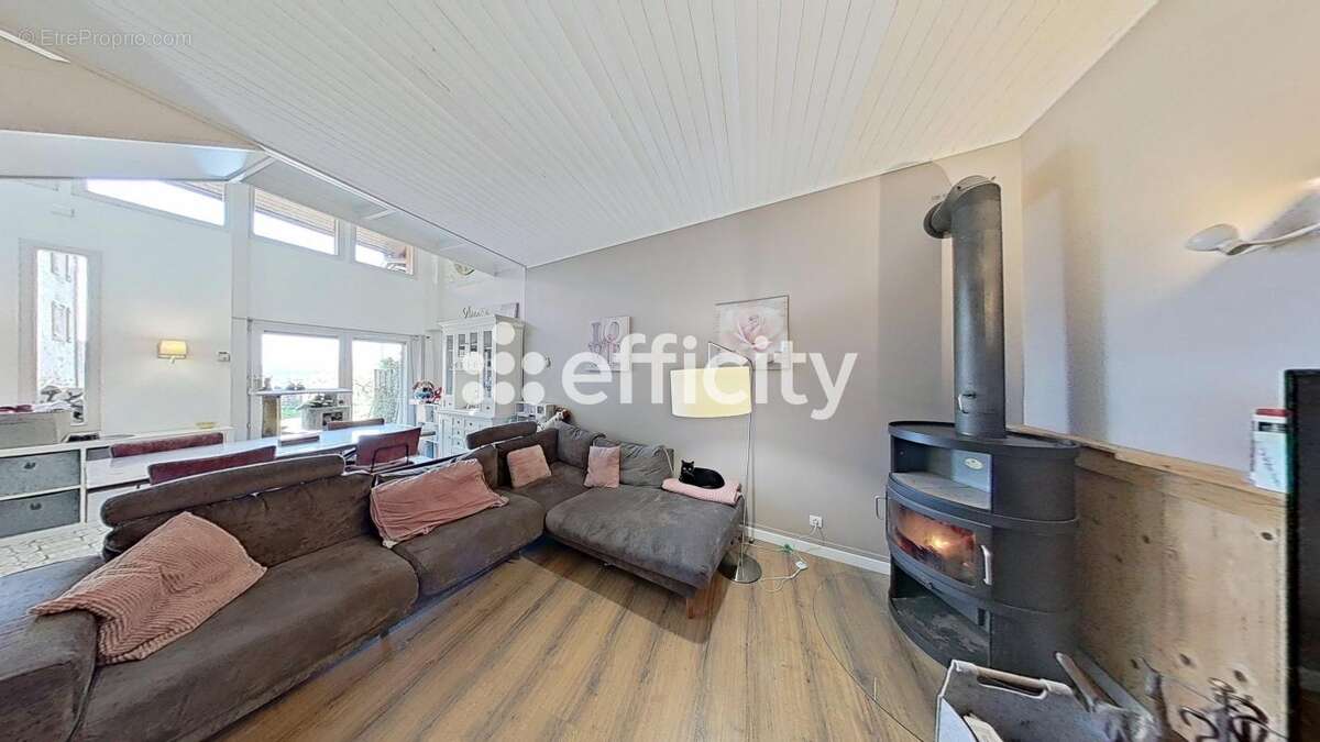 Maison à BONS-EN-CHABLAIS