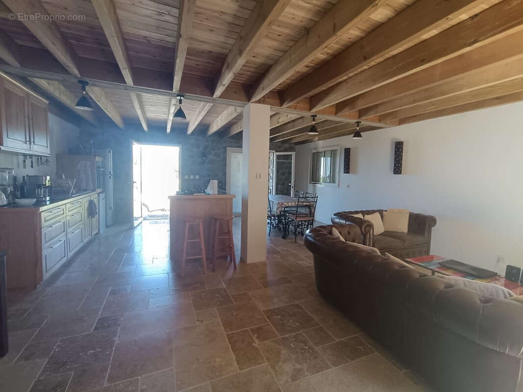 Maison à PETITE-ILE