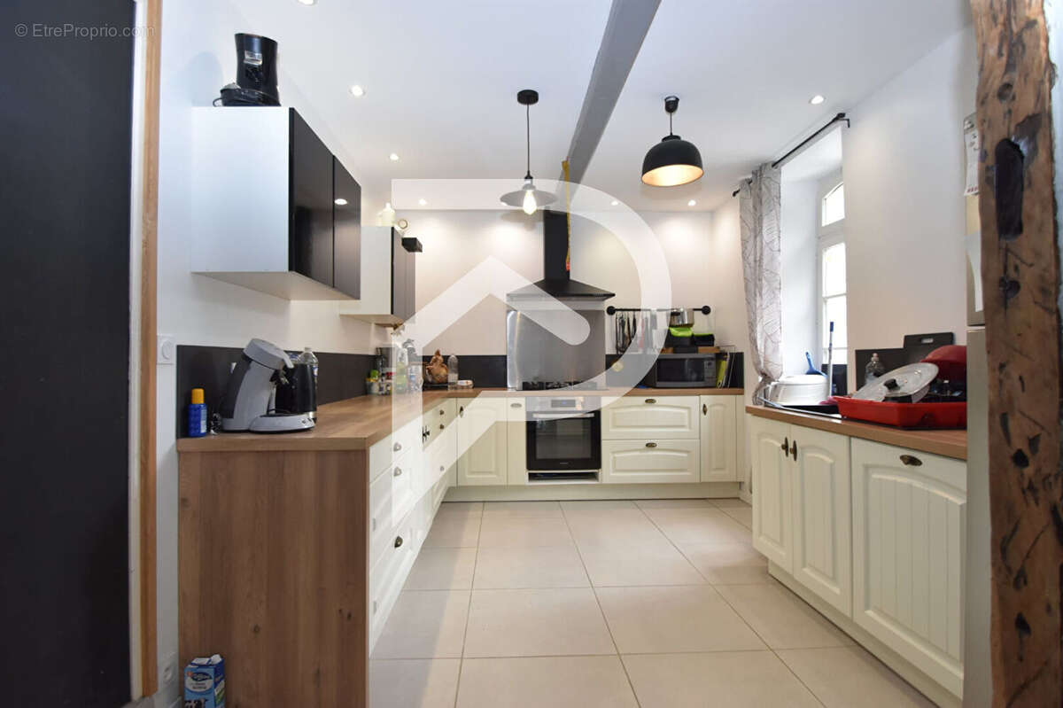 Maison à EUGENIE-LES-BAINS