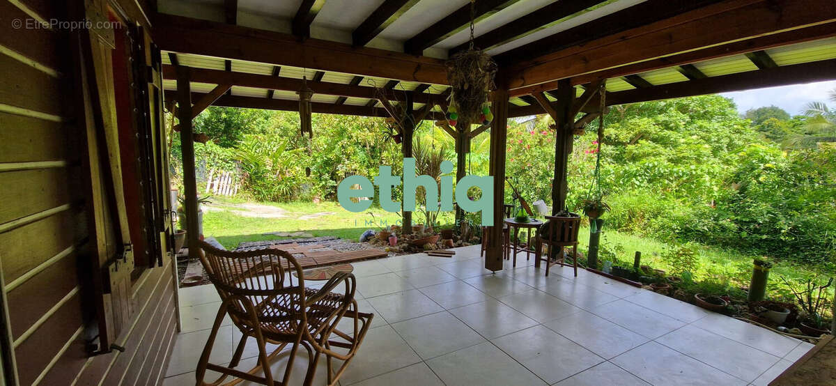 Maison à SAINTE-ANNE