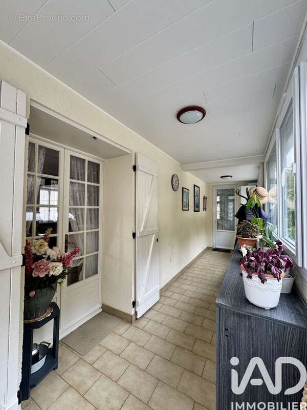 Photo 2 - Maison à CINAIS