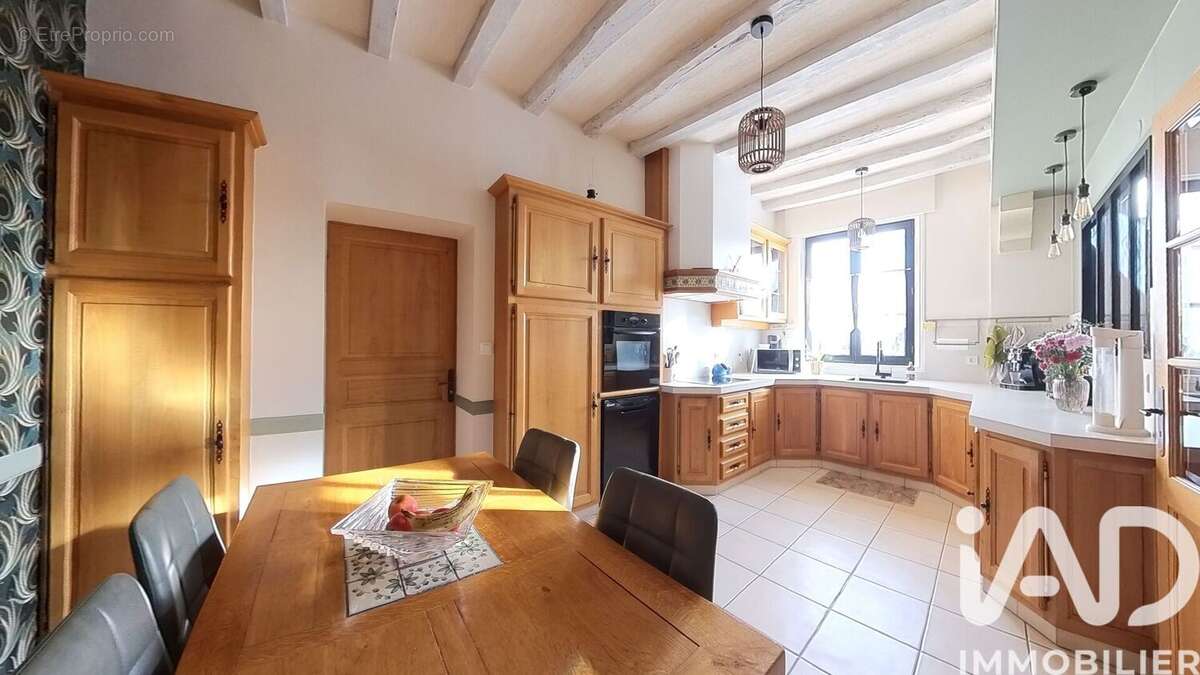 Photo 3 - Maison à SAVIGNY-EN-VERON
