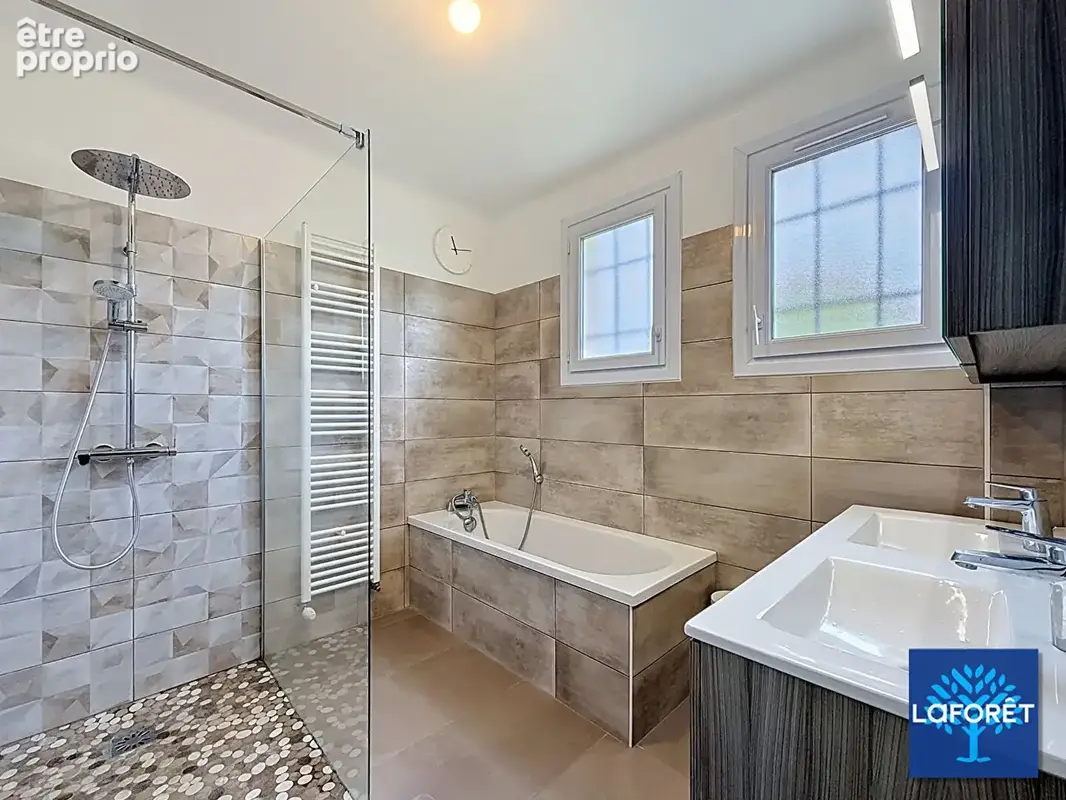 Maison familiale entièrement rénovée - La Chaussée-Saint-Victor, aux portes de Blois - photo 8