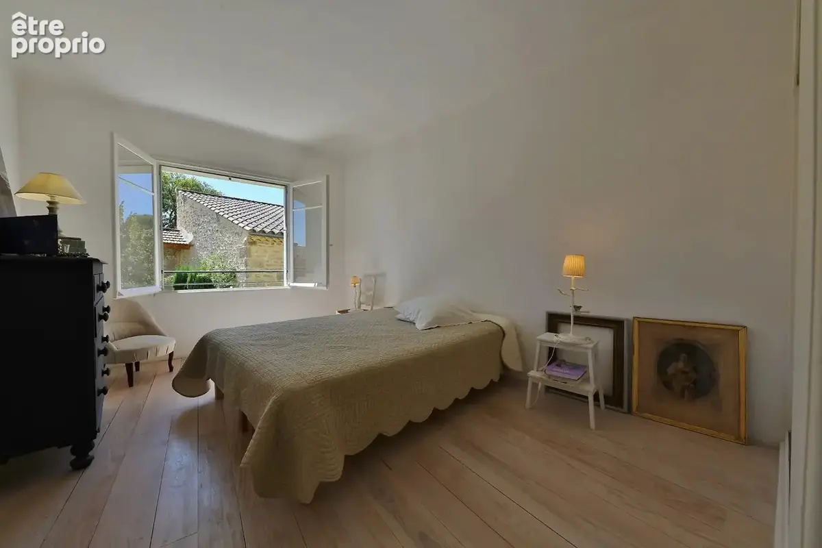 Maison de village avec jardin, bassin de nage et dépendance... - photo 31