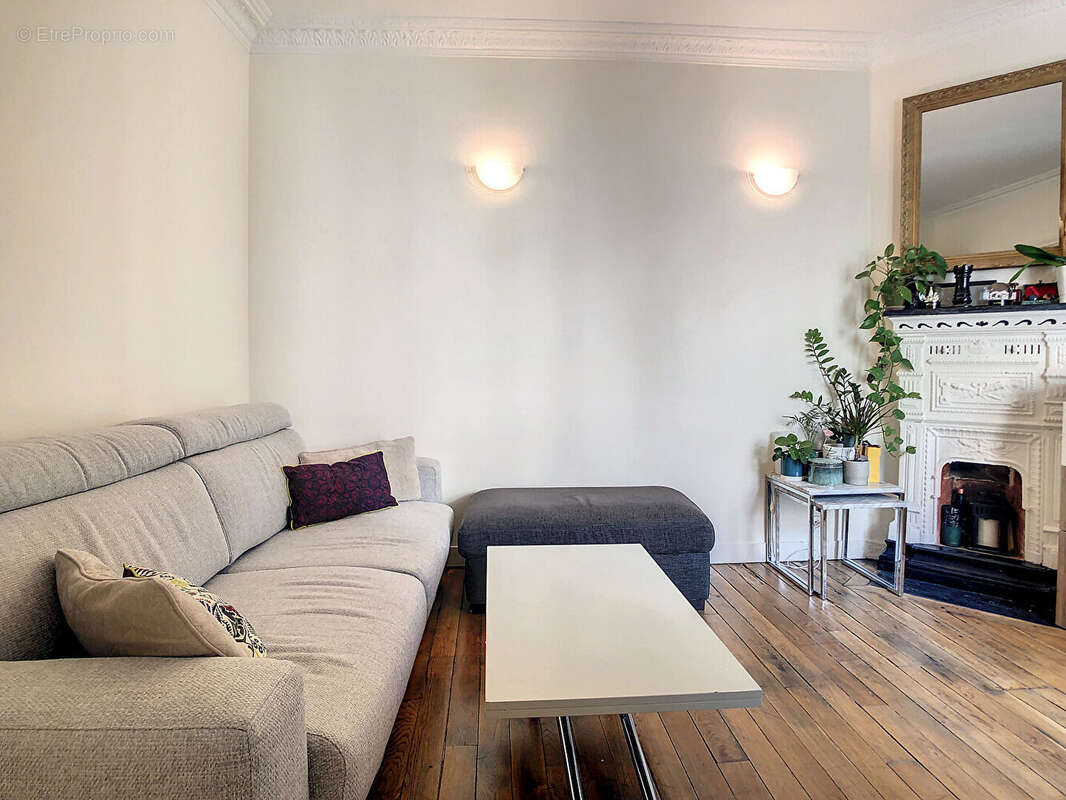 Appartement à PARIS-15E