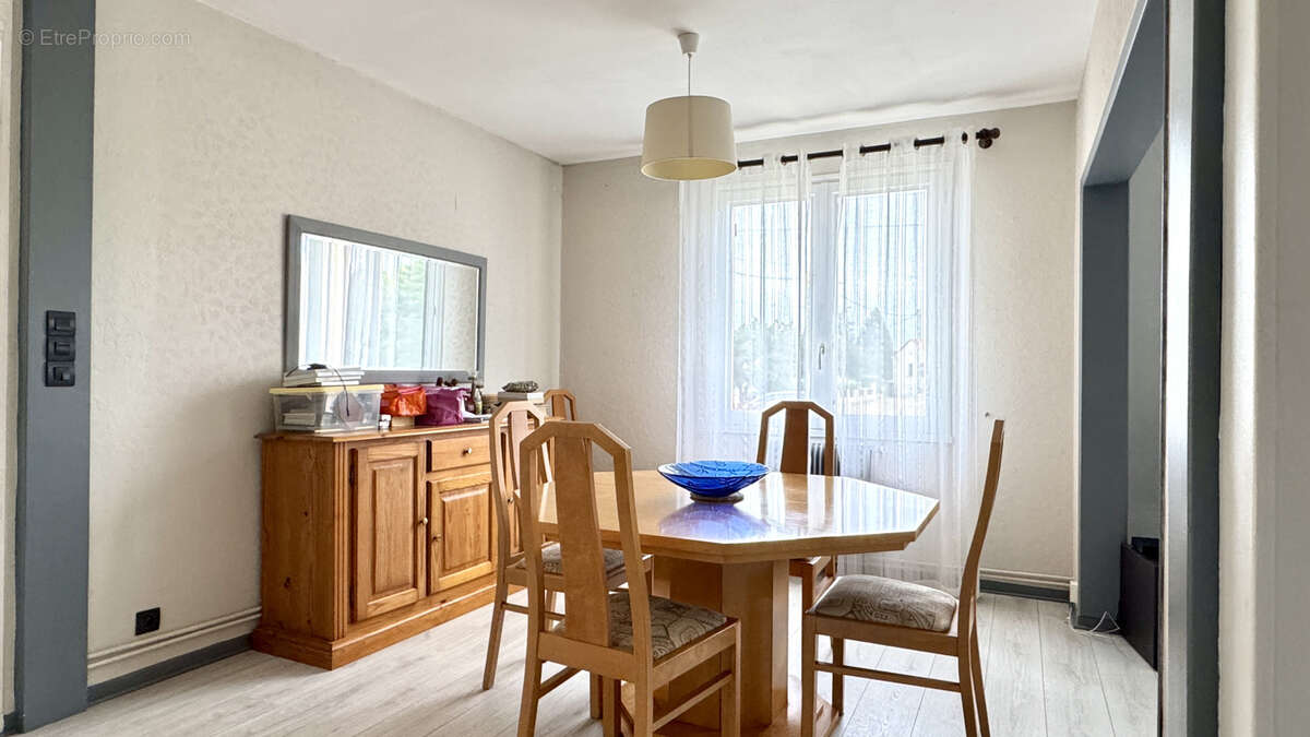 Maison à SAINT-PARDOUX-ISAAC