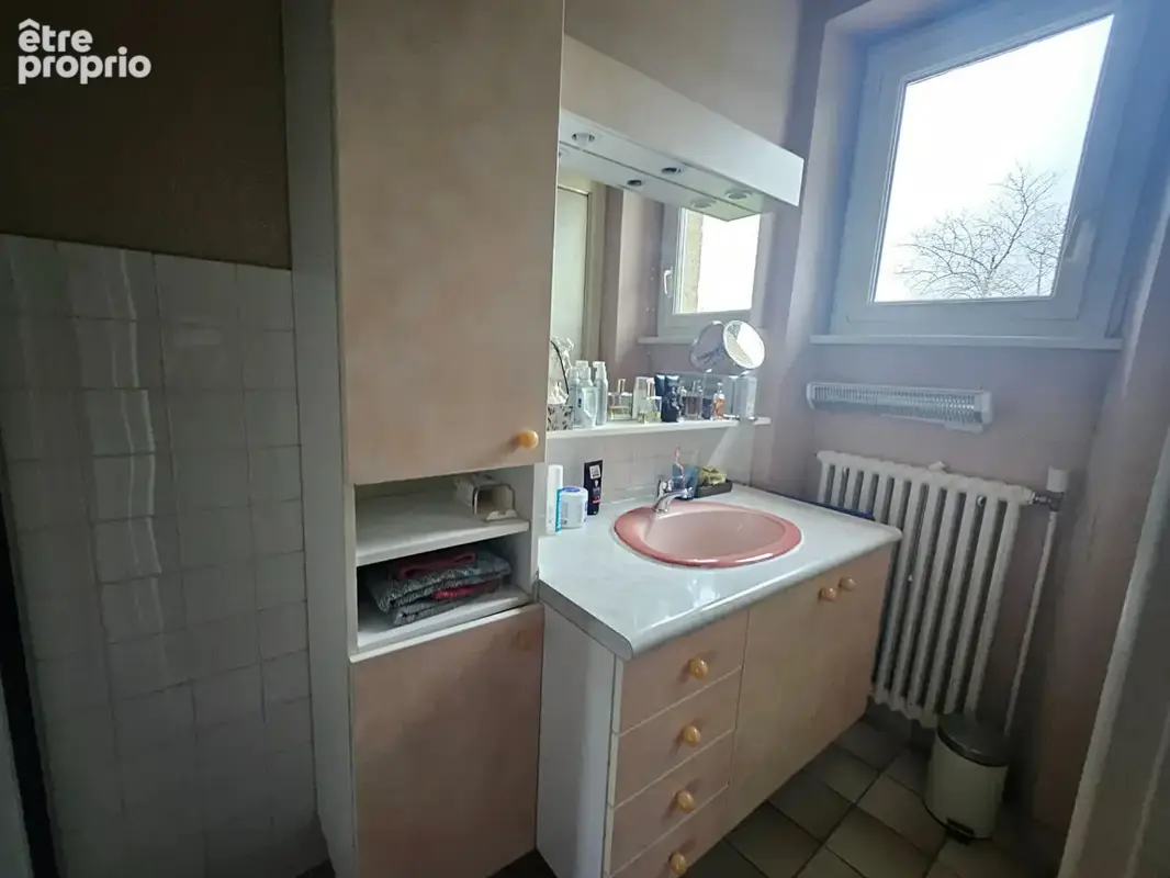 Plelan le Petit Bourg : Maison indépendante en pierre avec atelier d'artiste, potentiel de développement et joli terrain constru - photo 16