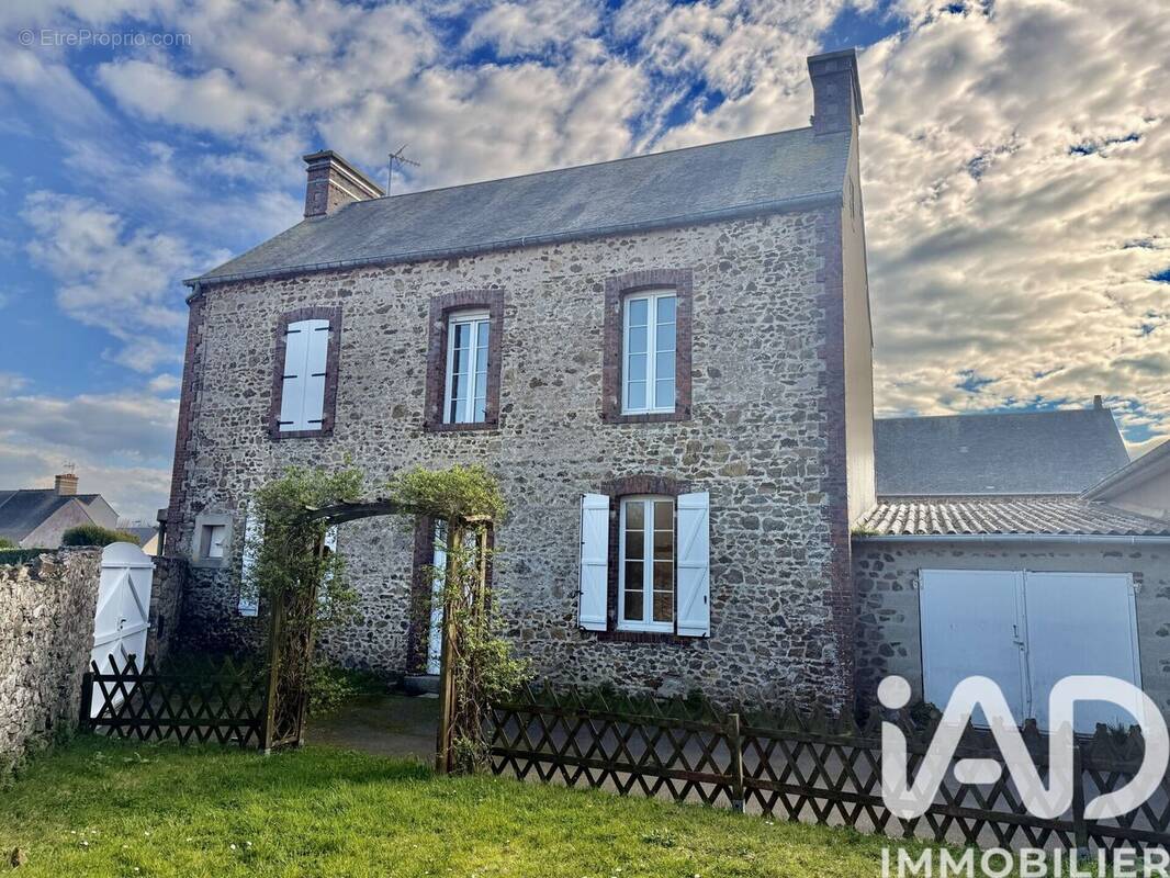 Photo 1 - Maison à GOUVILLE-SUR-MER