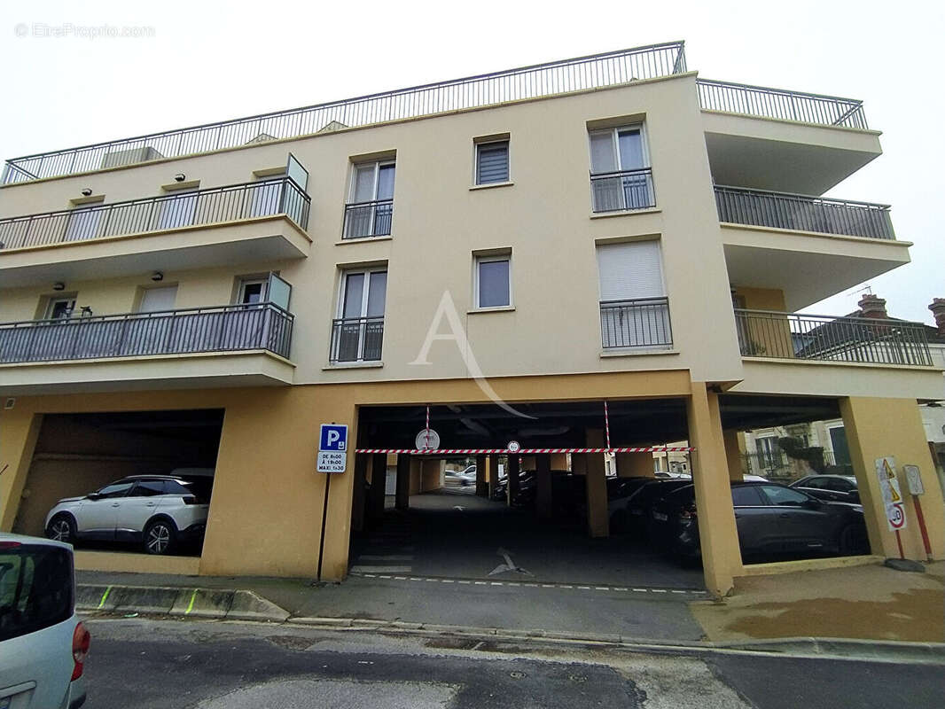 Appartement à THORIGNY-SUR-MARNE