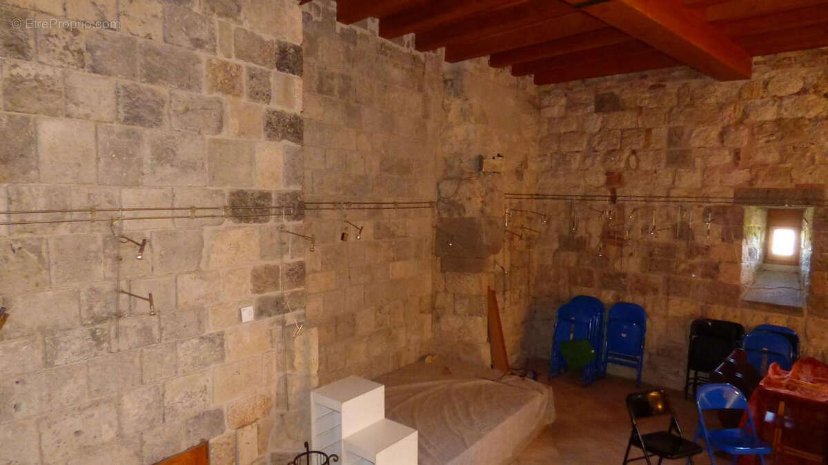 Chateau xii eme - photo 8