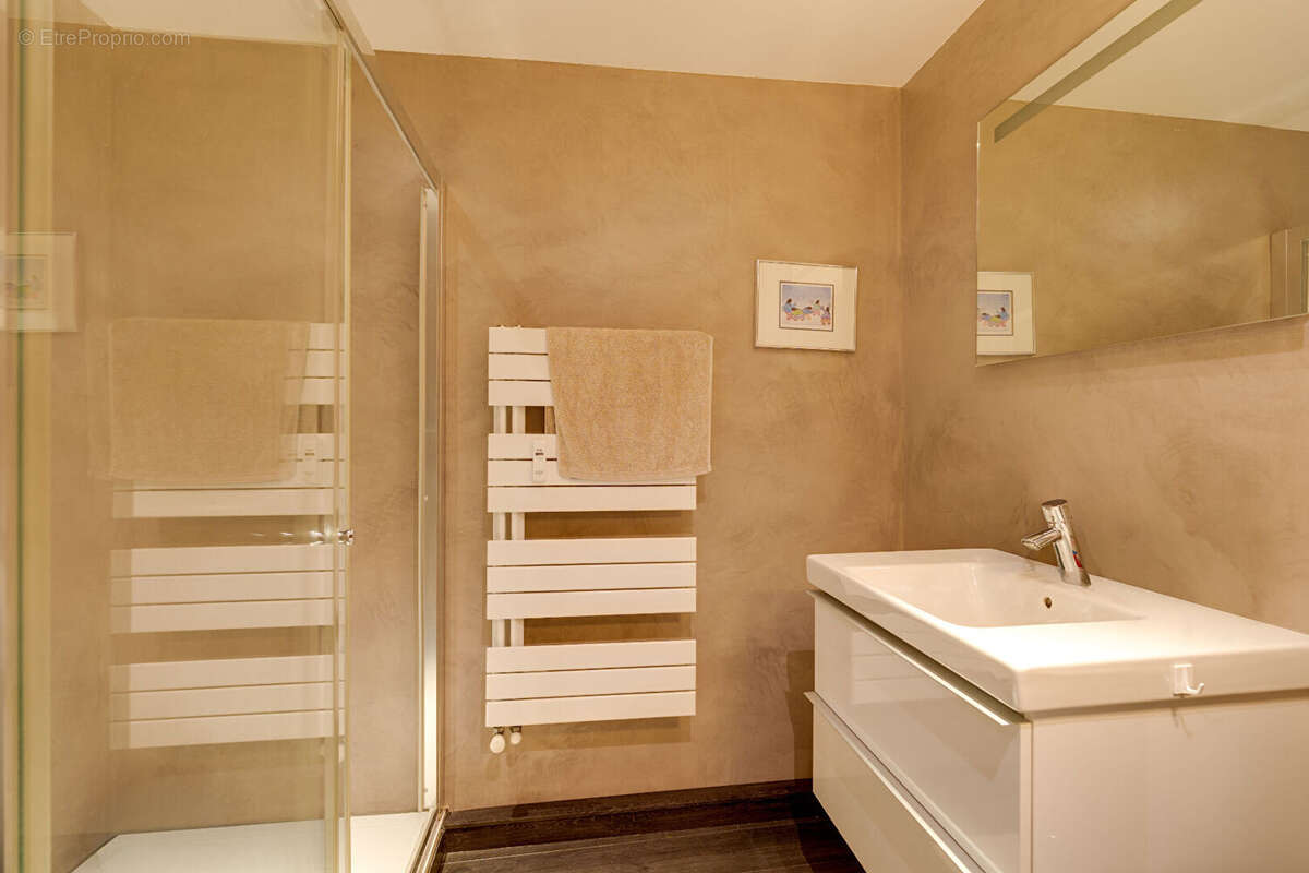 Appartement Evian Les Bains 5 pièces 165.28m² en centre-ville - photo 5