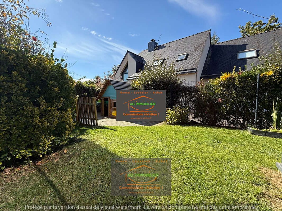 Maison à LA CHAPELLE-DES-FOUGERETZ