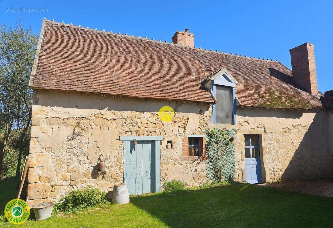 Maison à BIZENEUILLE