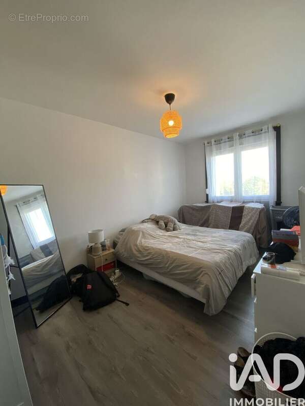 Photo 6 - Appartement à LA CHAPELLE-SAINT-LUC