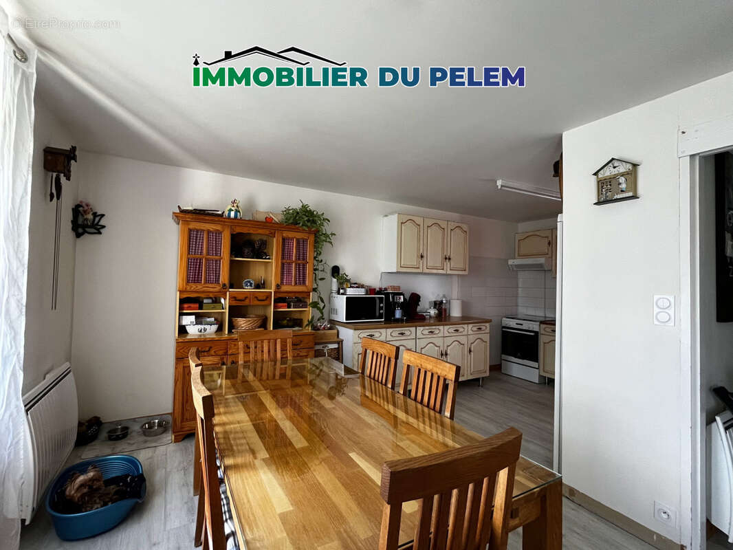Maison à MAEL-CARHAIX