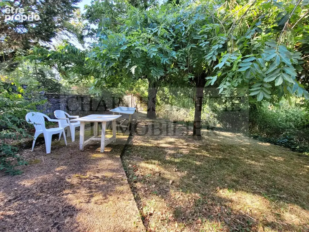 Charmante maison de campagne familiale sur un terrain de plus de 6000 m², à 10 minutes de Cahors. - photo 15