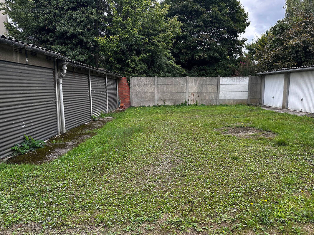 Parking à NOISY-LE-SEC