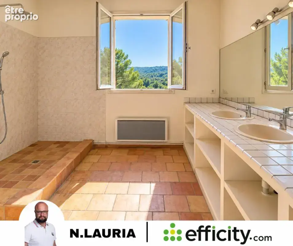 Maison 7 pièces 250 m² à vendre à Grambois (84240) - photo 12