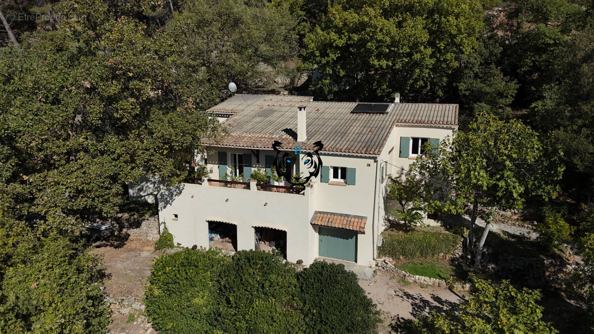 Maison à FIGANIERES