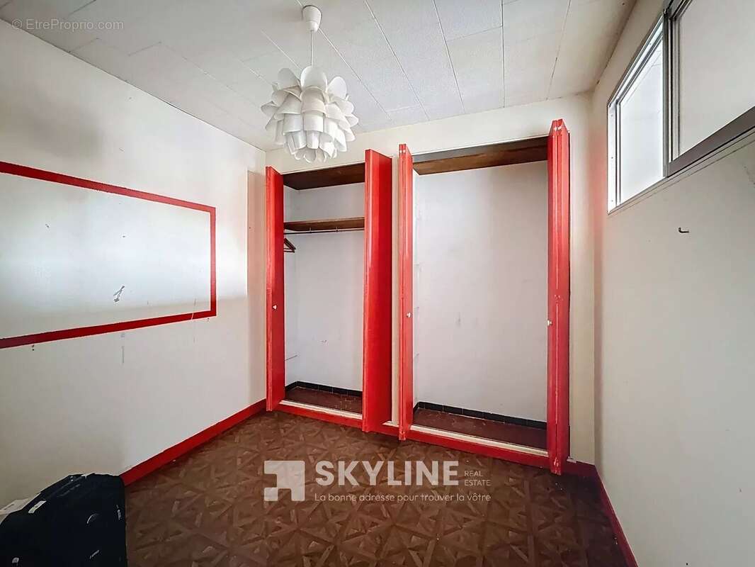 Appartement à MARSEILLE-3E