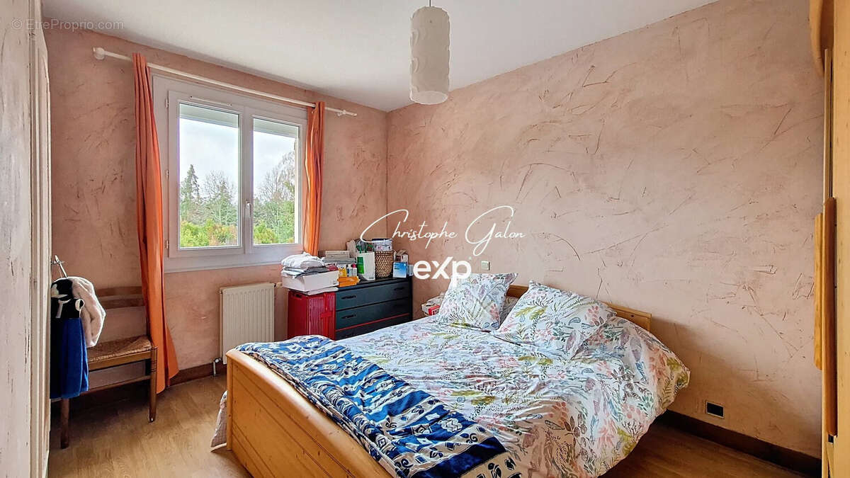 Maison à PEYRAT-DE-BELLAC