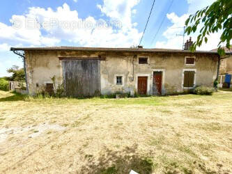 A saisir !!! Maison de village à rénover - photo 2