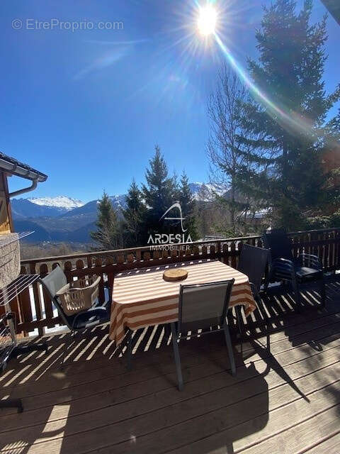 Maison à LE CHATEL