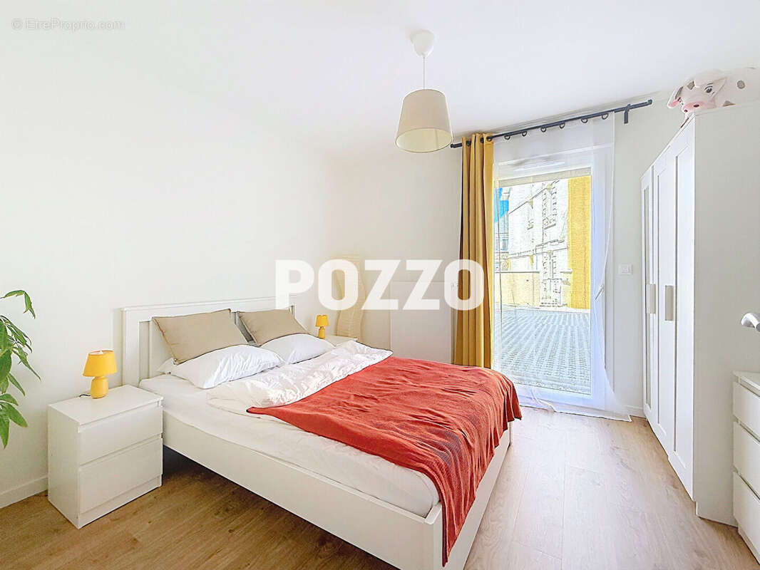 Appartement à DONVILLE-LES-BAINS