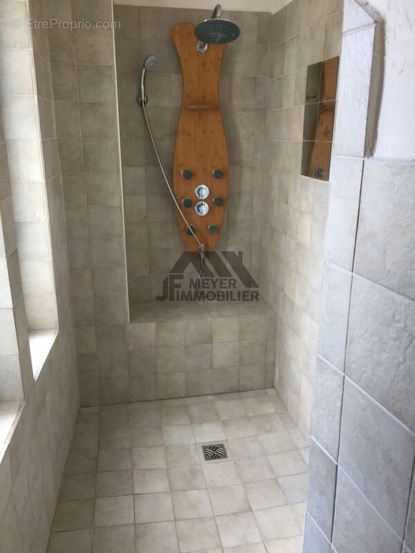 Appartement à ATTON