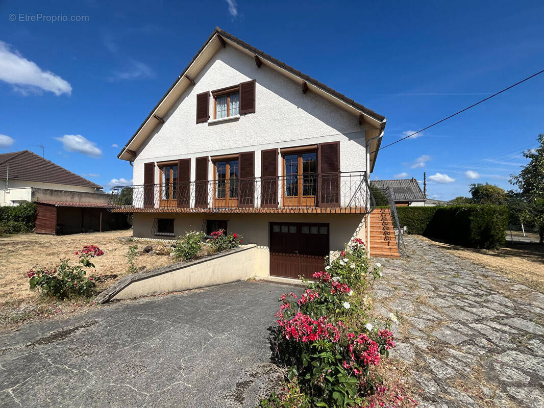 Maison à AUBIGNY-SUR-NERE