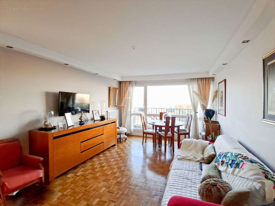 Appartement à GARCHES