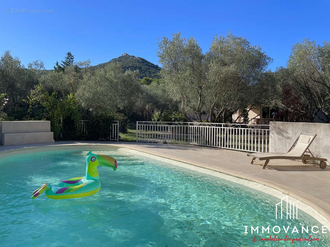 Maison à SAINT-MATHIEU-DE-TREVIERS