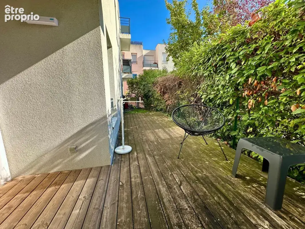 T3 en RDJ lumineux avec terrasse, piscine et 2 parkings — La Verpillière - photo 16