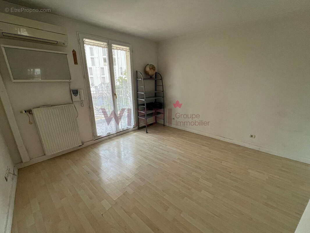 Appartement à LYON-8E