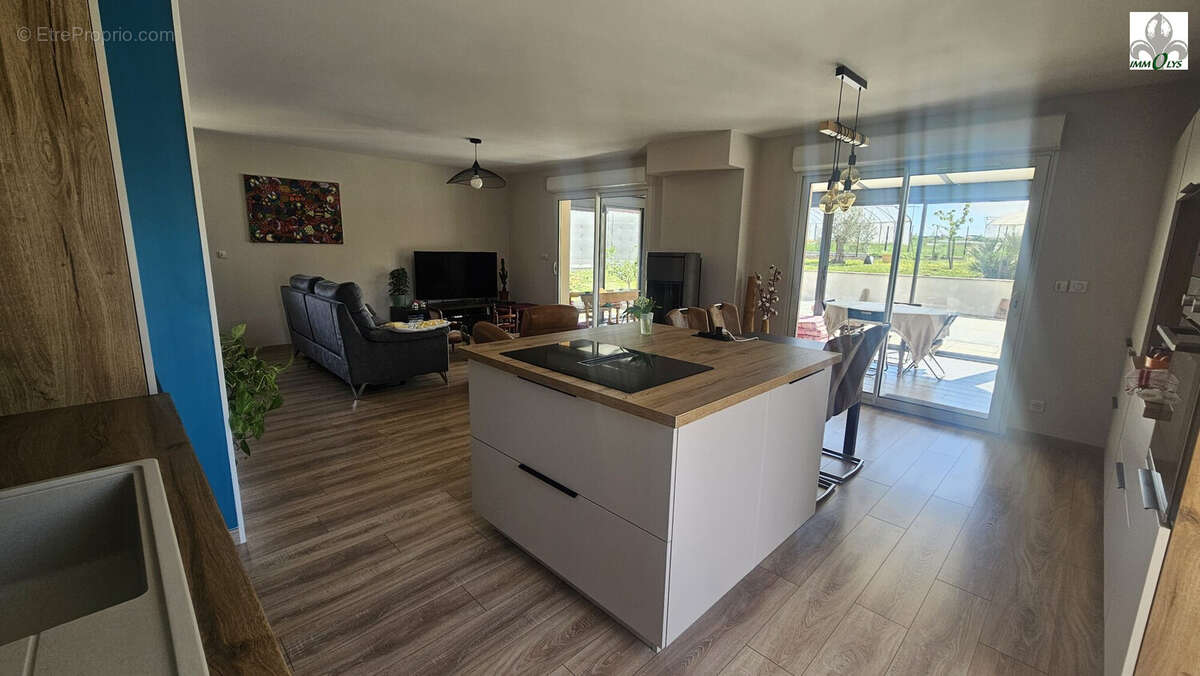 Maison à NUITS-SAINT-GEORGES