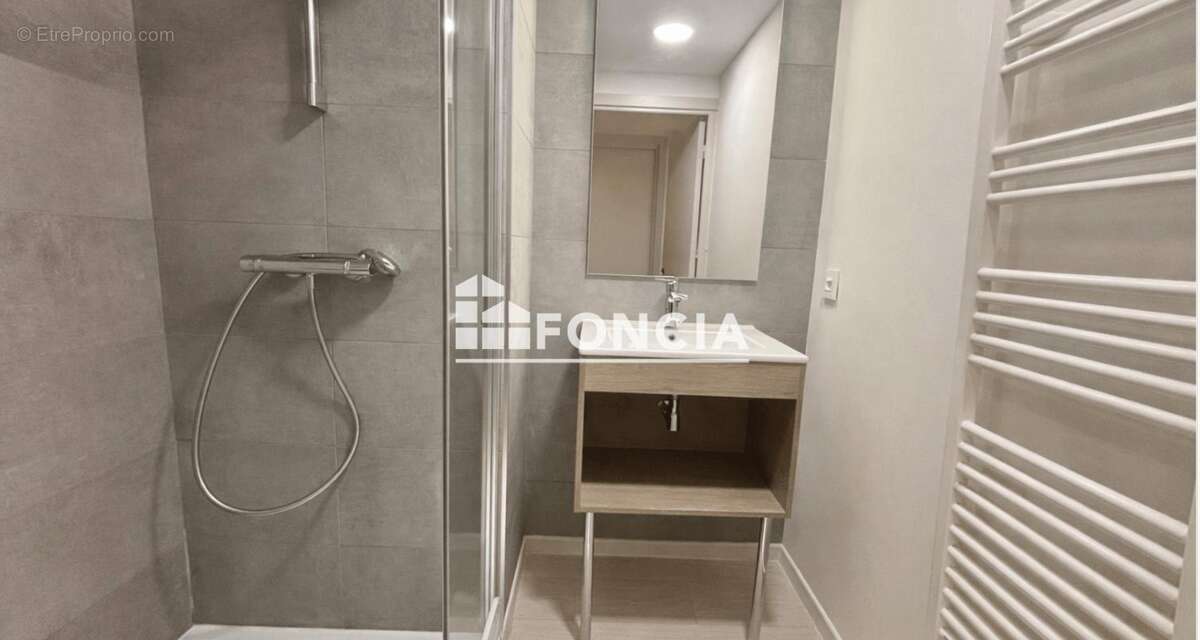Appartement à VENCE