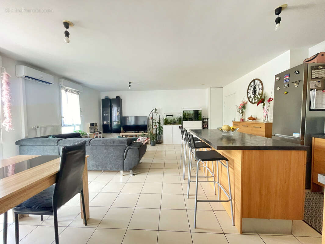 Appartement à SAINT-FONS