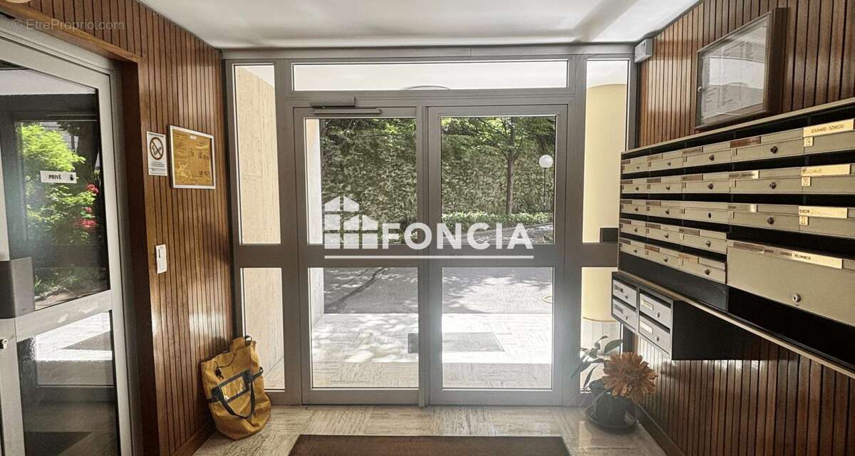 Appartement à PARIS-12E