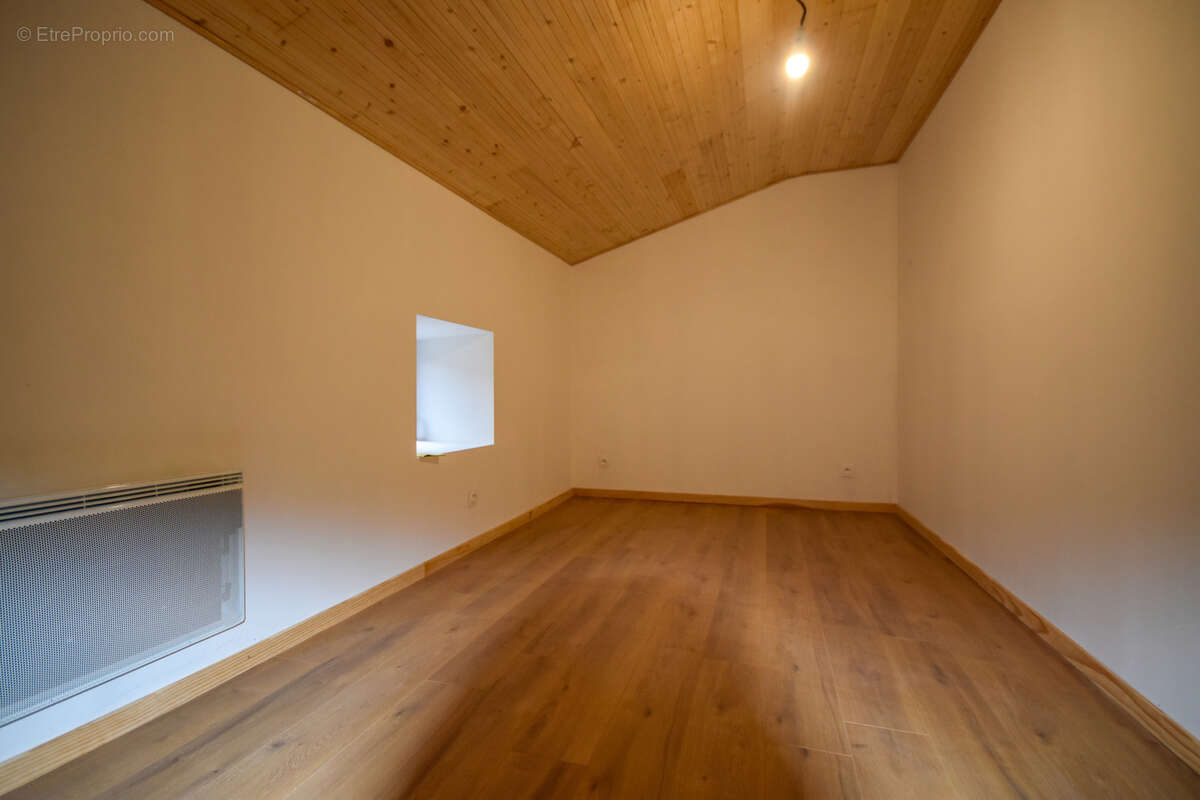 Maison à SAINTE-FLORINE