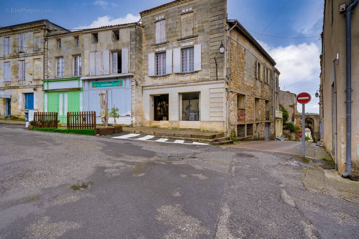 Maison à BOURG