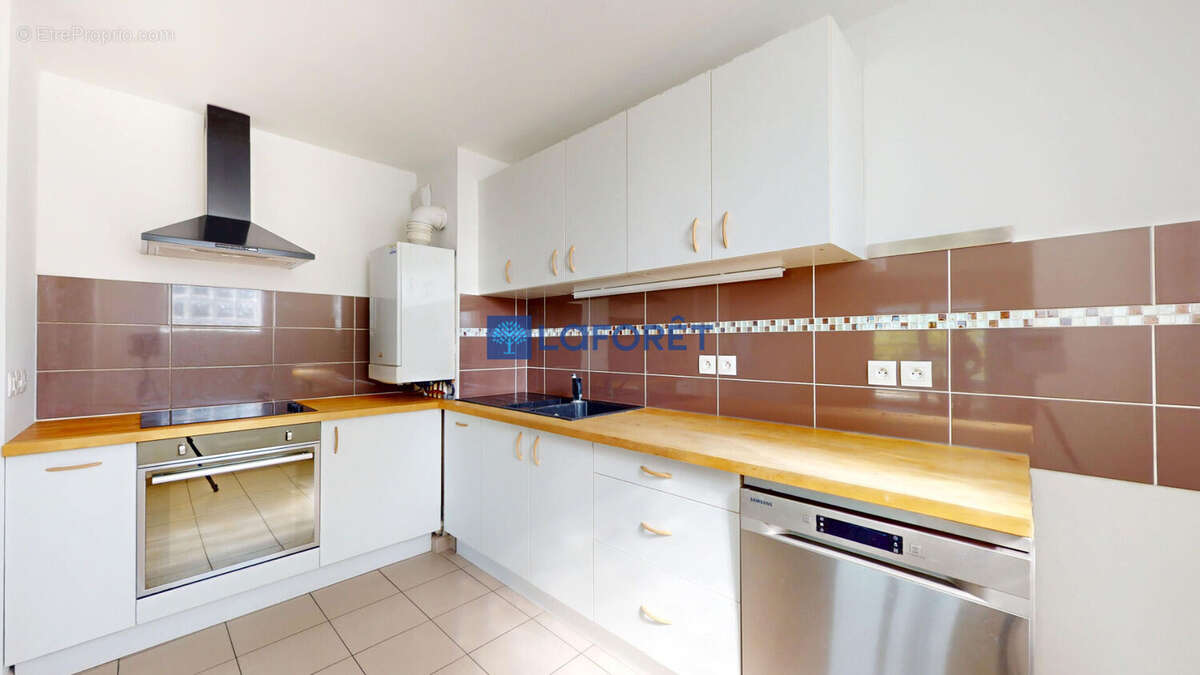 Appartement à MORANGIS