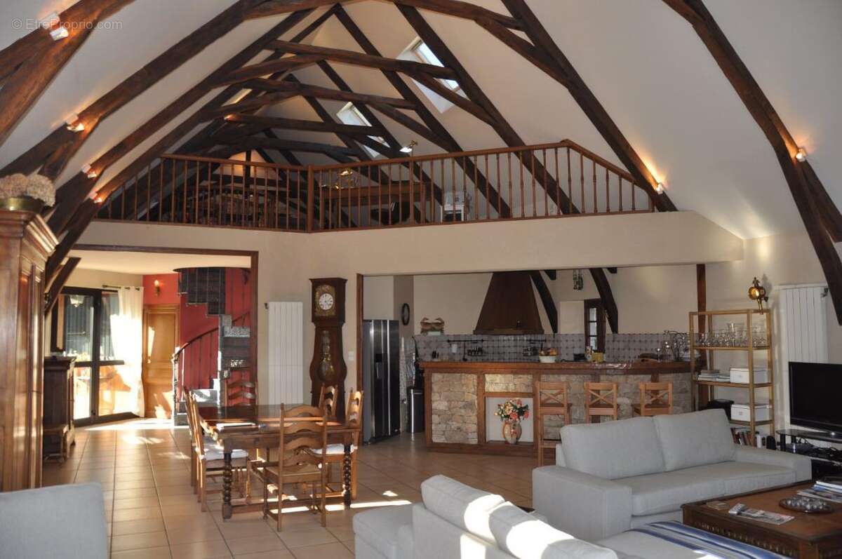 Maison à SAINT-CERE