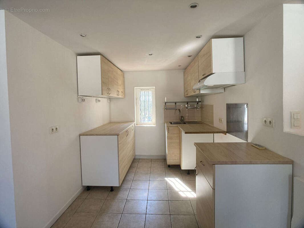 Appartement à SAINT-CYR-SUR-MER