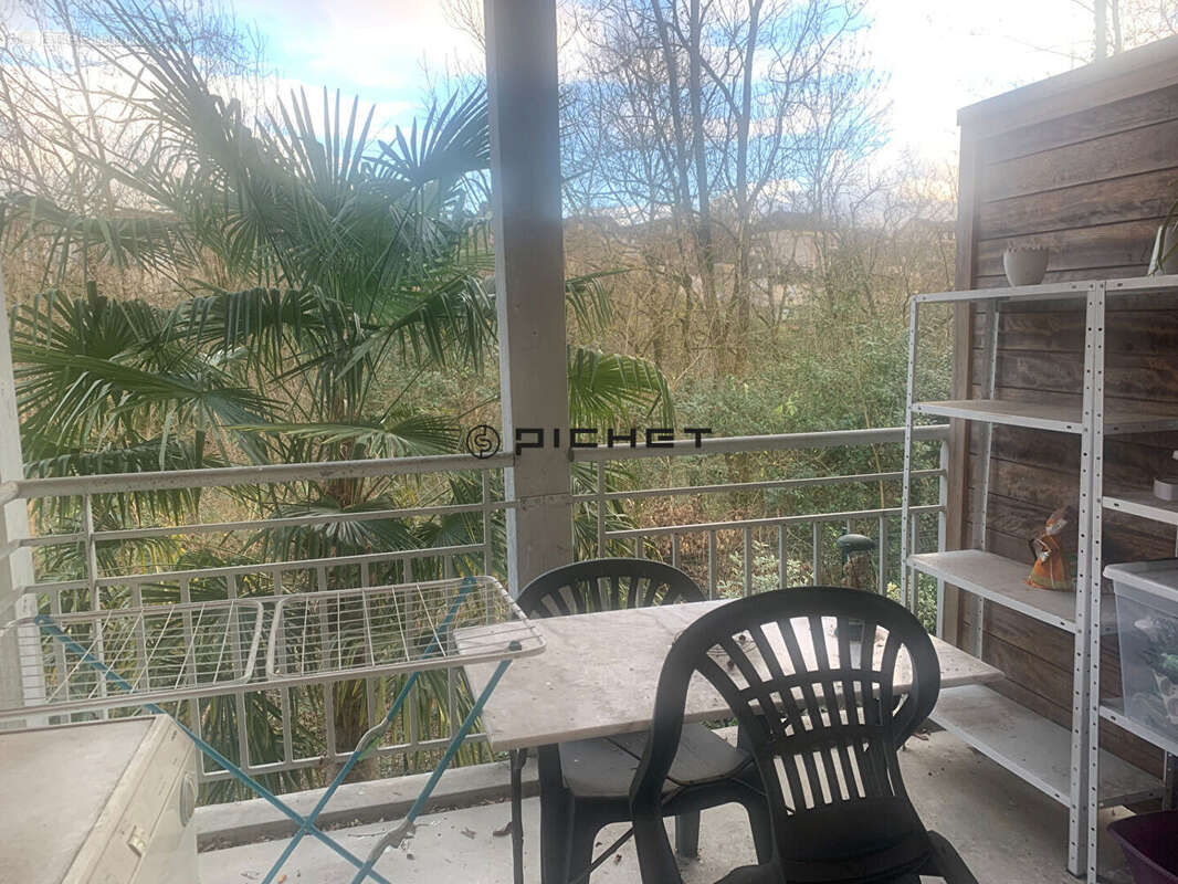 Appartement à OLORON-SAINTE-MARIE