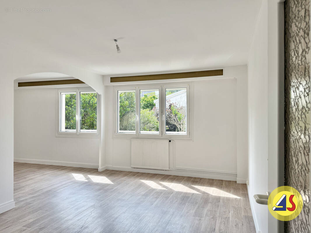 Appartement à REZE